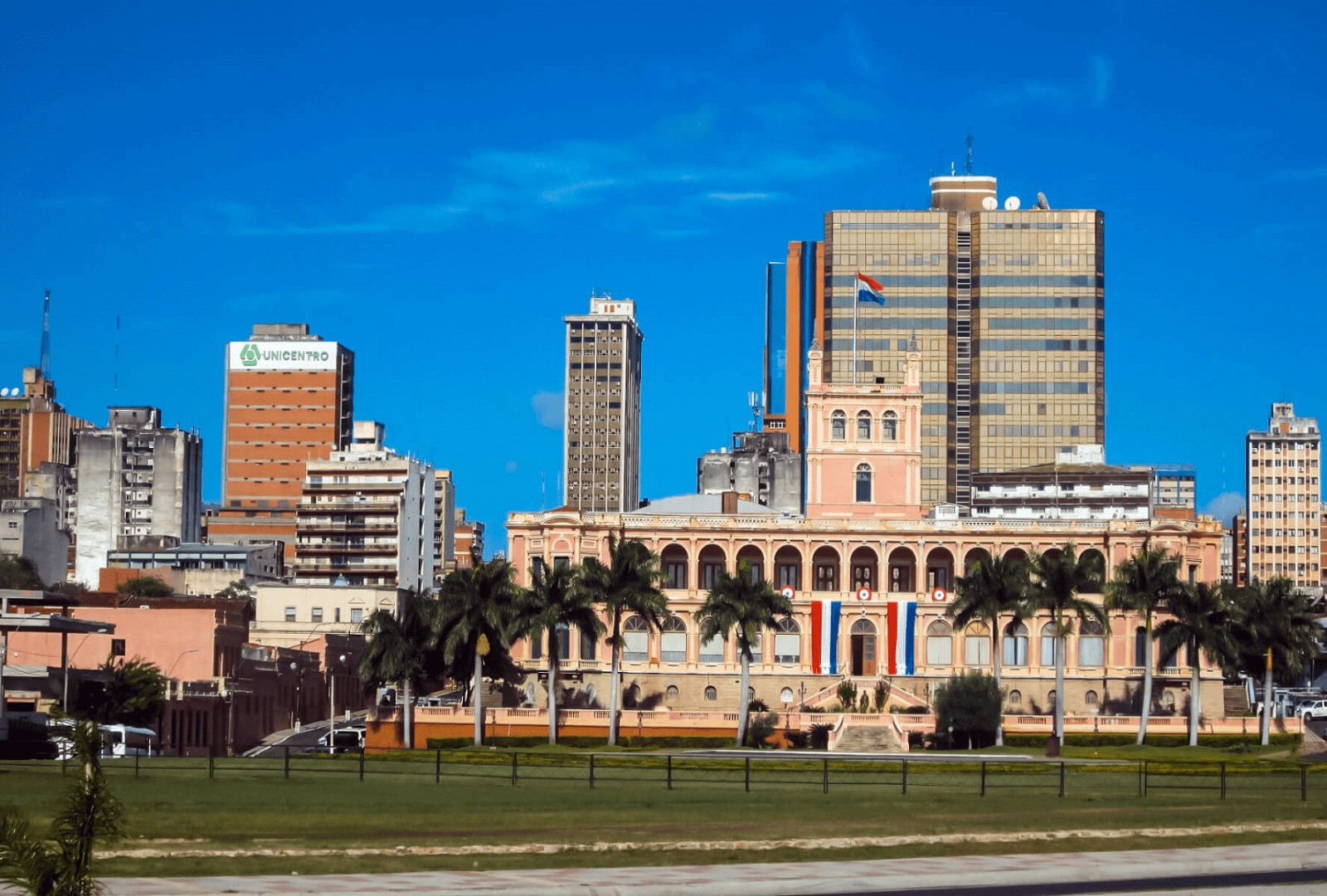 Obtaining residence permit and Paraguayan citizenship